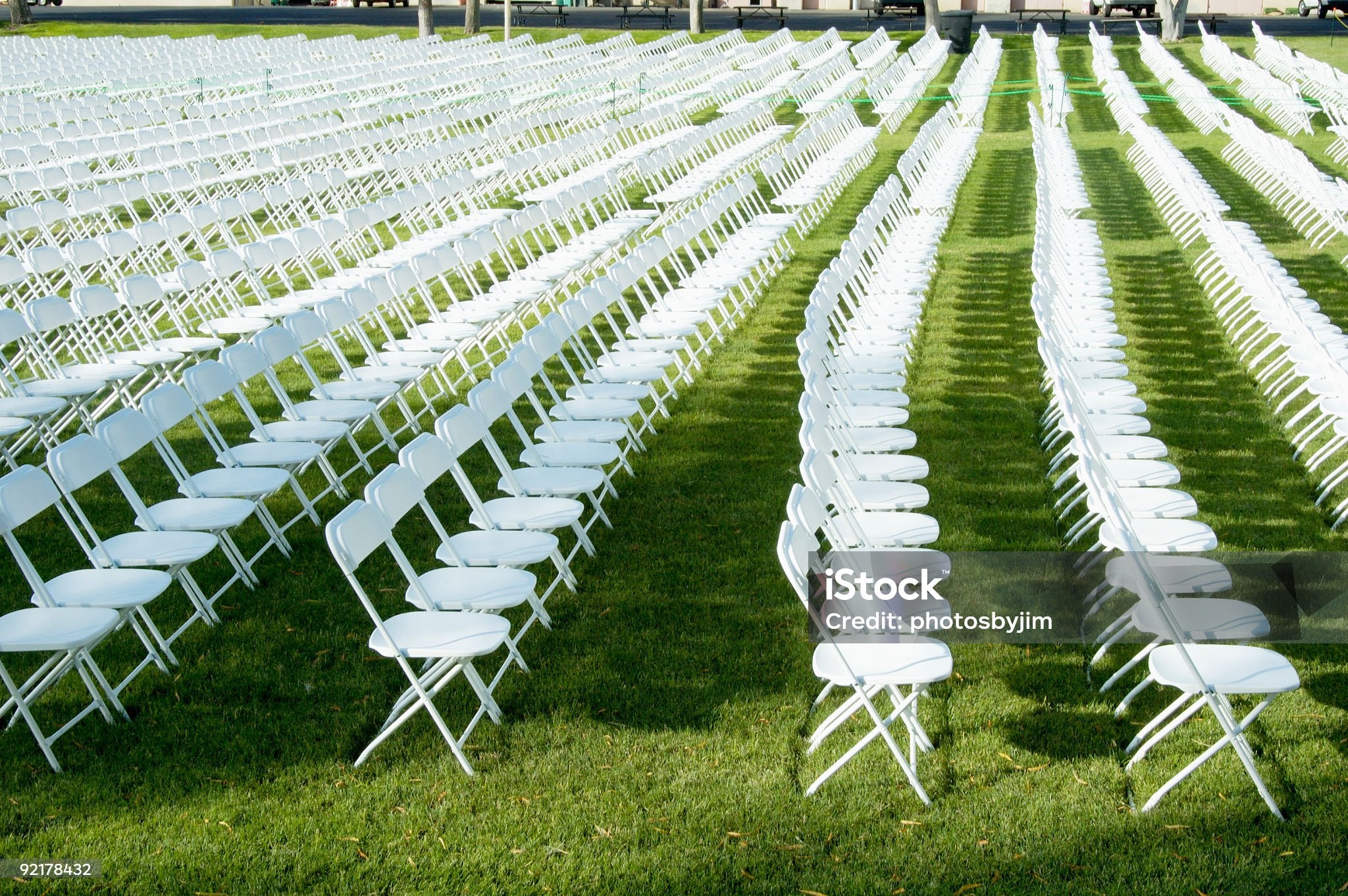 White Steel-Poly Folding Chair (Pro Series) — 650 lb Capacity, Commercial Grade for Events, Schools & Banquet Halls
